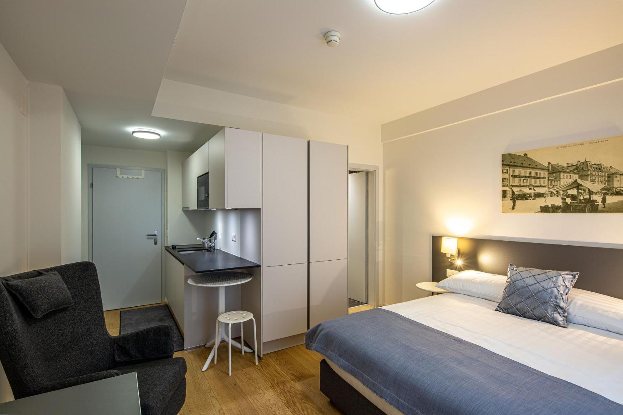 Athmos Residence - Hotel 라쇼드퐁 외부 사진