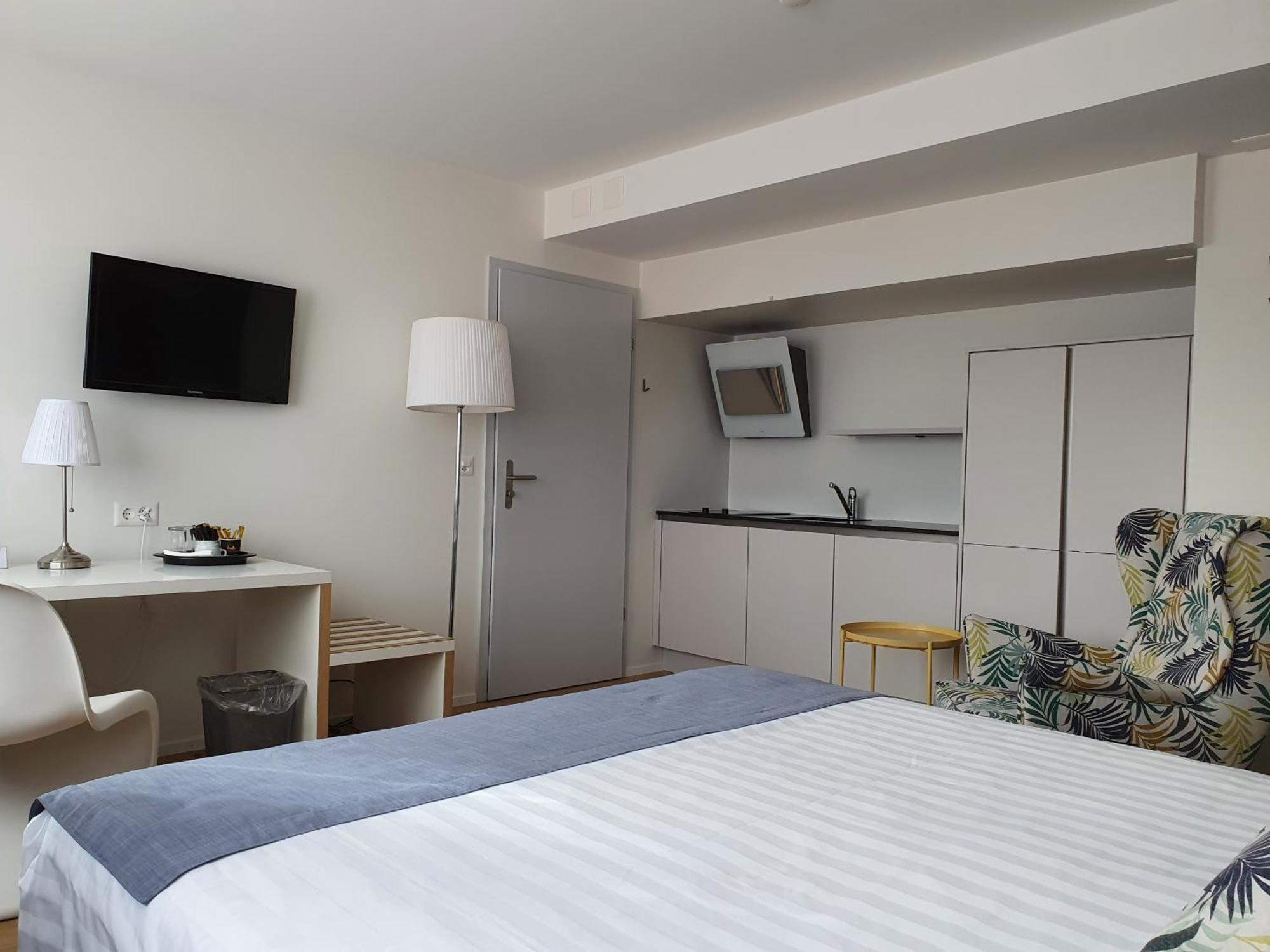 Athmos Residence - Hotel 라쇼드퐁 외부 사진
